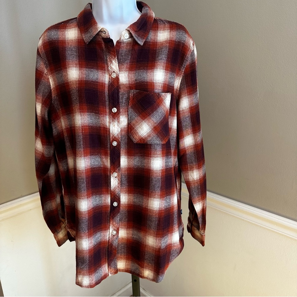 Gap Women’s Flannel Moana Plaid Button Down Shirt,‎ relaxed fit Size Large- New